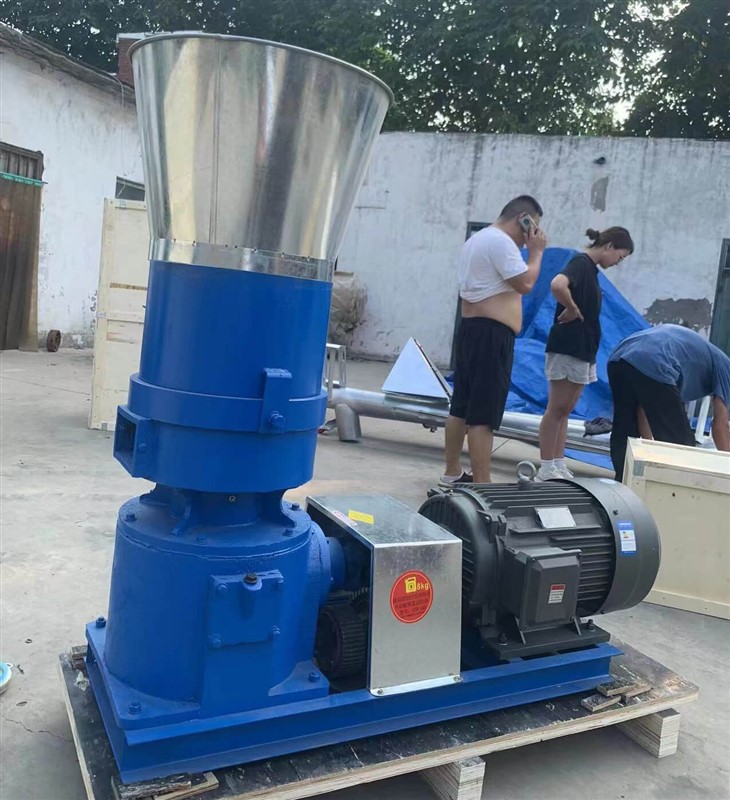 Versatile Saw Dust Pellet Machine