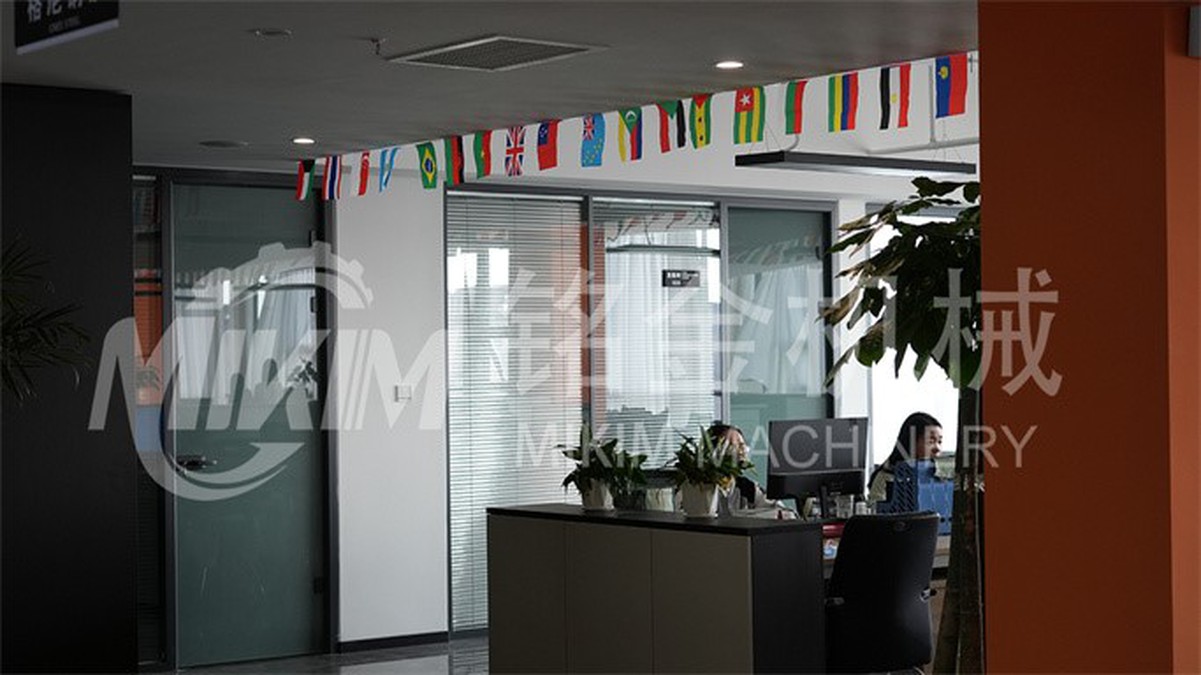 small pull behind manure spreader small pull behind manure spreader